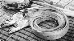 恐怖！甲醛帶魚流入市場，這樣的帶魚不要買！